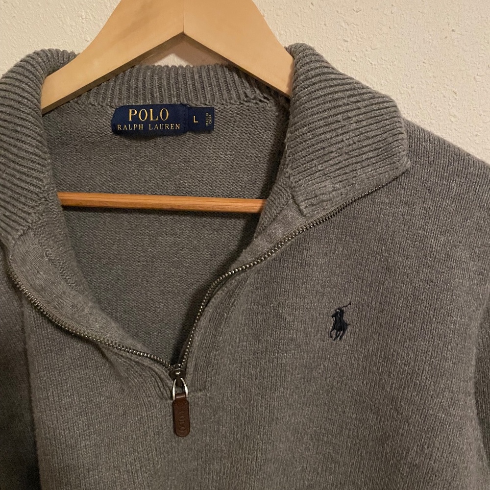 Polo Ralph Lauren Men's size L sweater